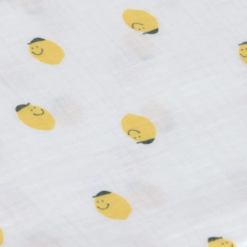 Lässig Swaddle Burp blanket 85x85 Happy Fruits